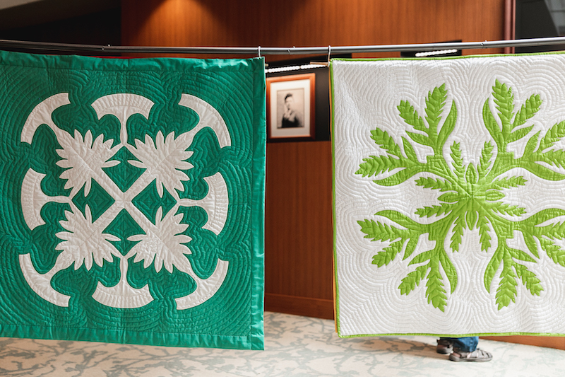 洋書 HAWAIIAN QUILT MASTERPIECES Hawaiian Quilt Masterpieces: Shaw, Robert: 9780883633960: Amazon