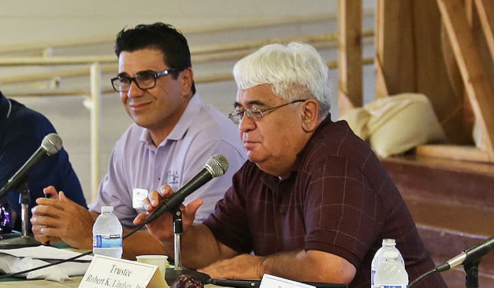 Photo: Kauai Board of Trustees Meeting